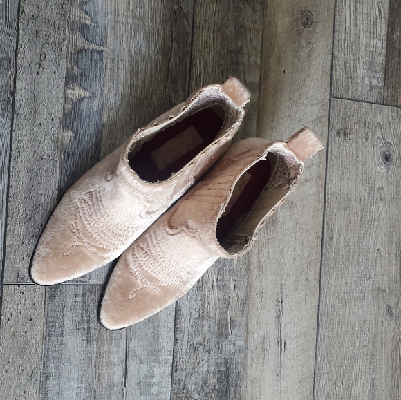 Band of gypsies borderline velvet short booties - Picture 2 of 9